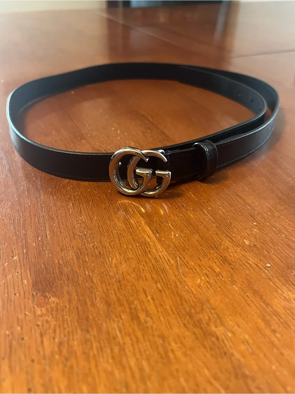 Gucci Black Leather Signature-Stamped Women's Belt